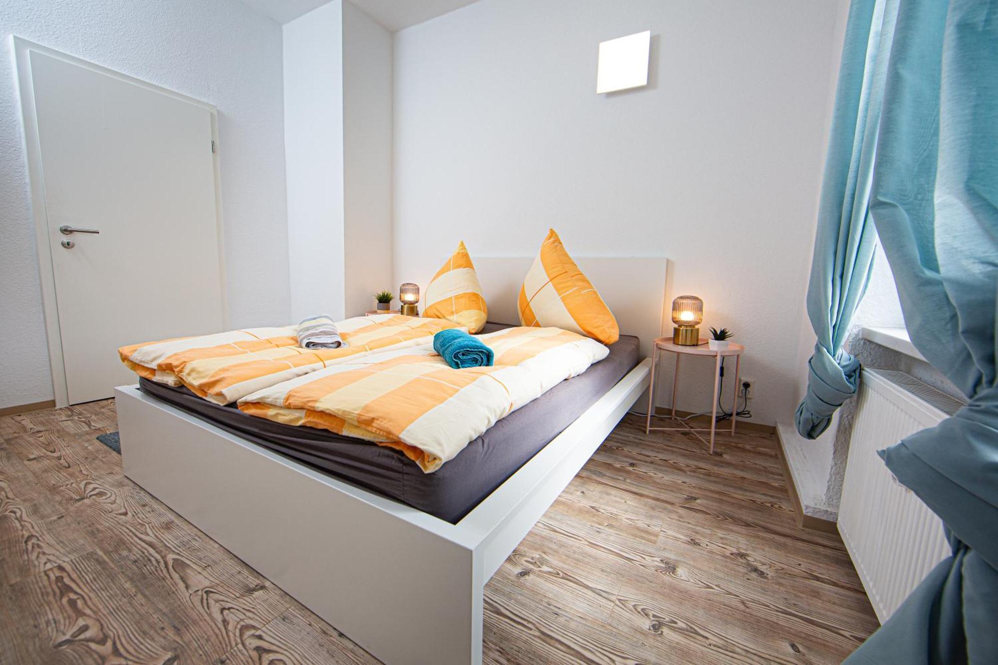 Grossraum-Apartments Mit 2Sz, Wz, Kueche, Smart-Tv, Parken, Etc Erfurt Room photo